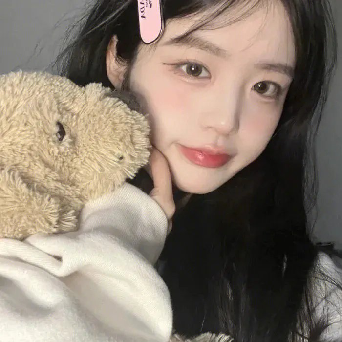 翻挞法兰妻封面